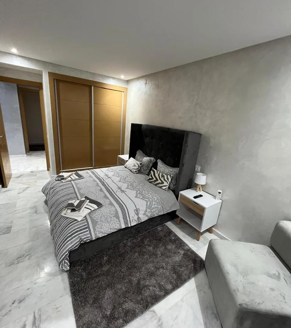 Superbe Appartement T2 Plein Centre De Marrakech マラケシュ モロッコ